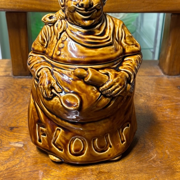 Vintage glazed ceramic Sadler, England flour kitchen canister - Picture 9 of 9